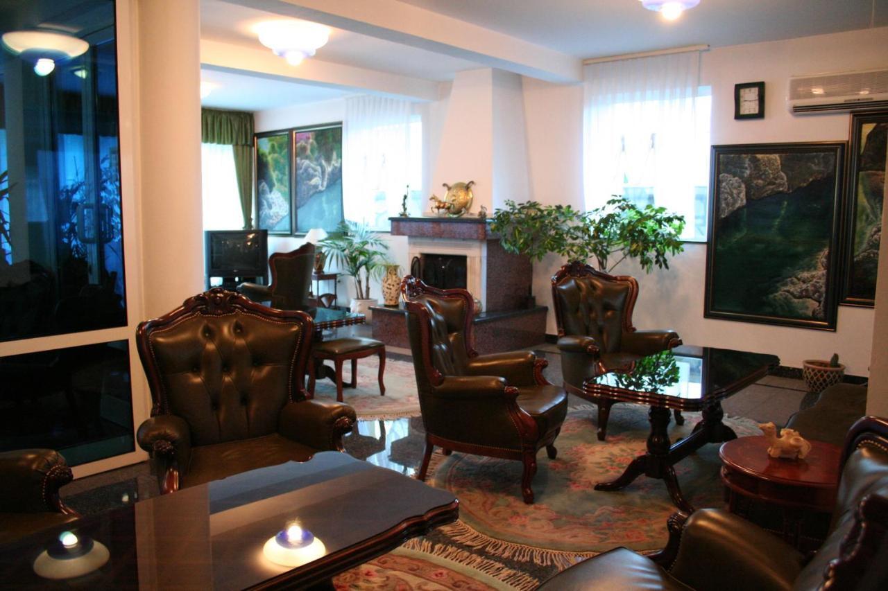 Hotel Belvedere SJJ Buitenkant foto